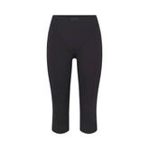 NikeSKIMS MATTE 17" V-LINE CAPRI LEGGING | OBSIDIAN