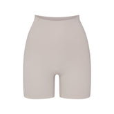 NikeSKIMS STUDIO STRETCH 5" BIKER SHORT | LINEN