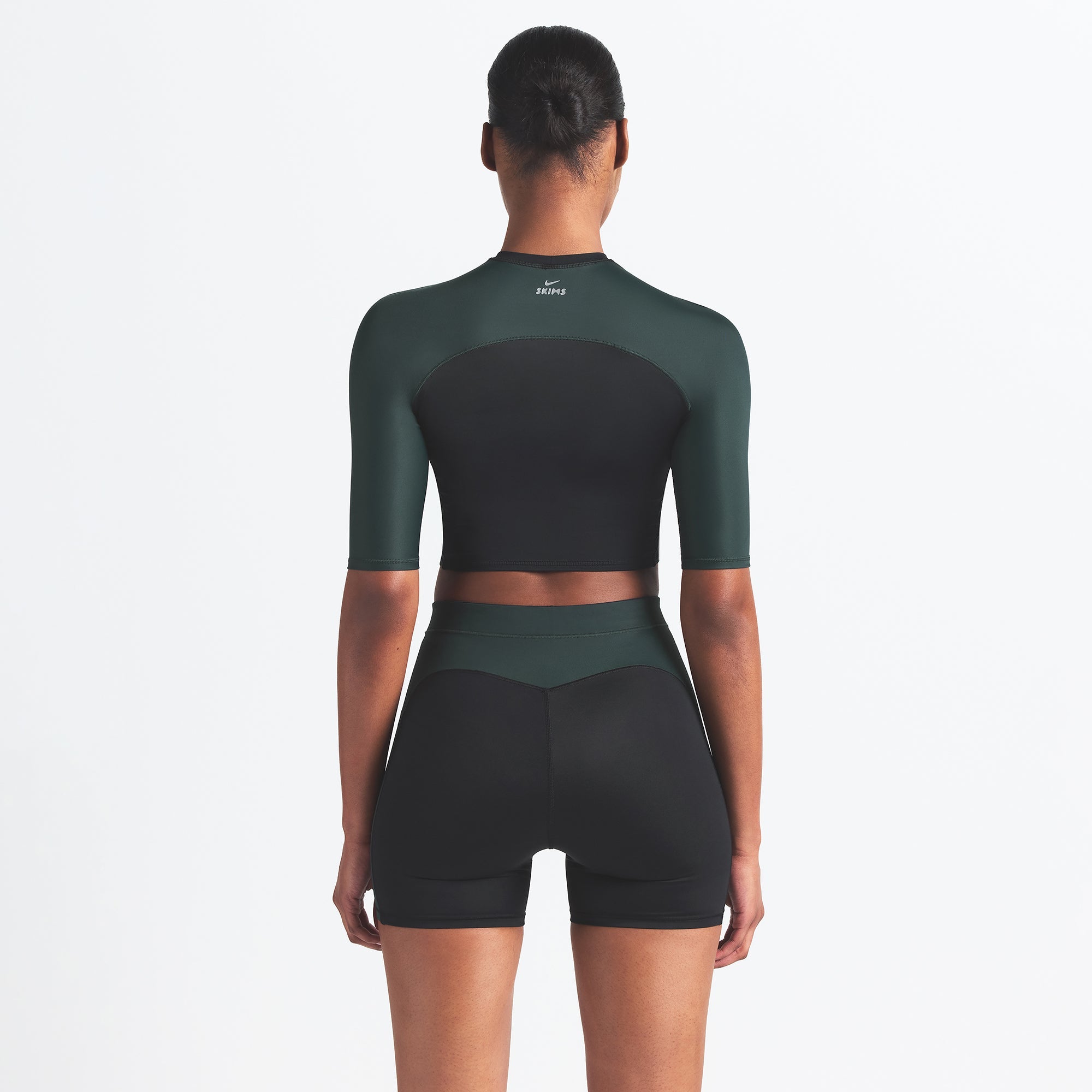 NikeSKIMS SHINE PADDED HALF SLEEVE CROP TOP | OBSIDIAN AND DARK TEAL