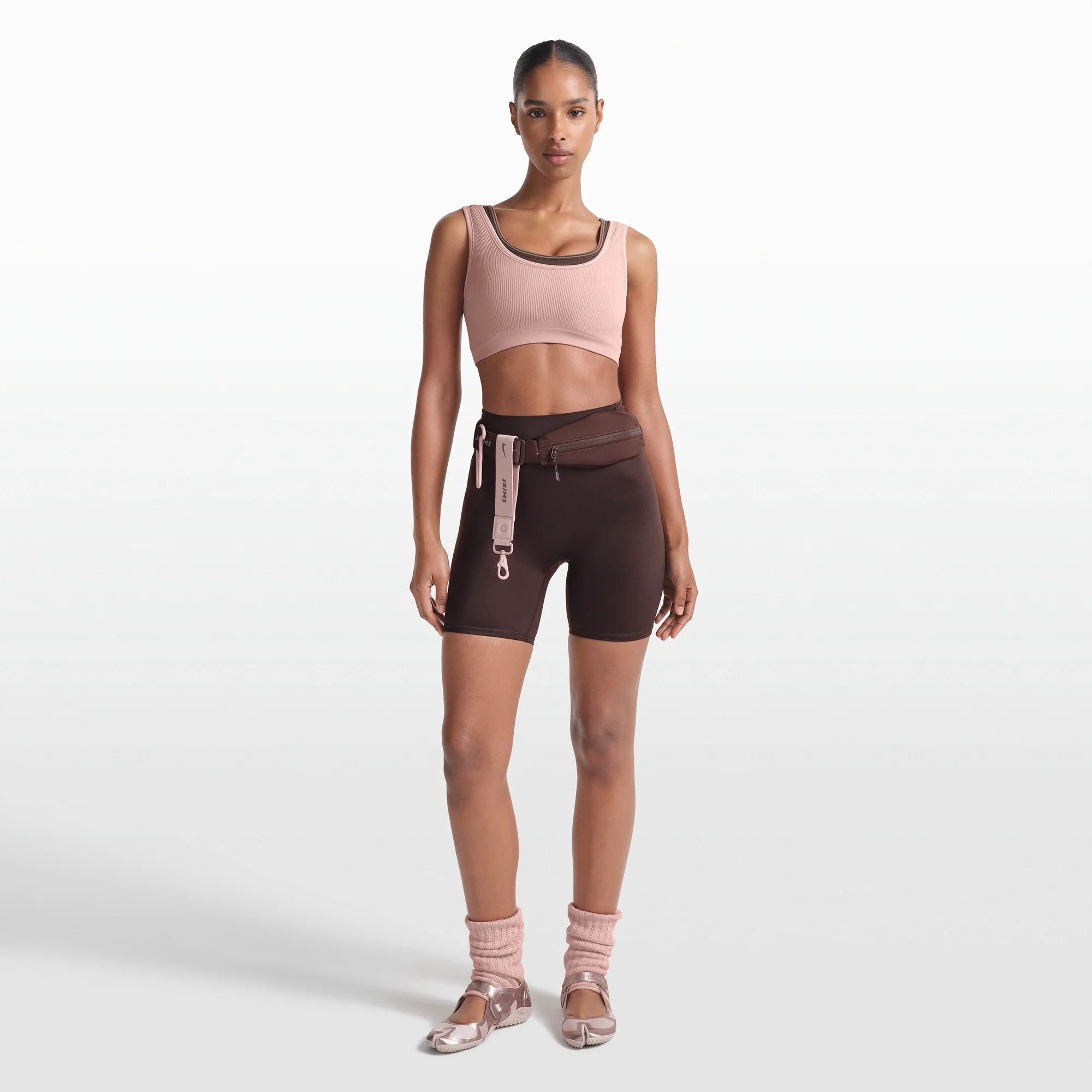 NikeSKIMS RIBBED SEAMLESS SCOOP BRA | HIMALAYAN
