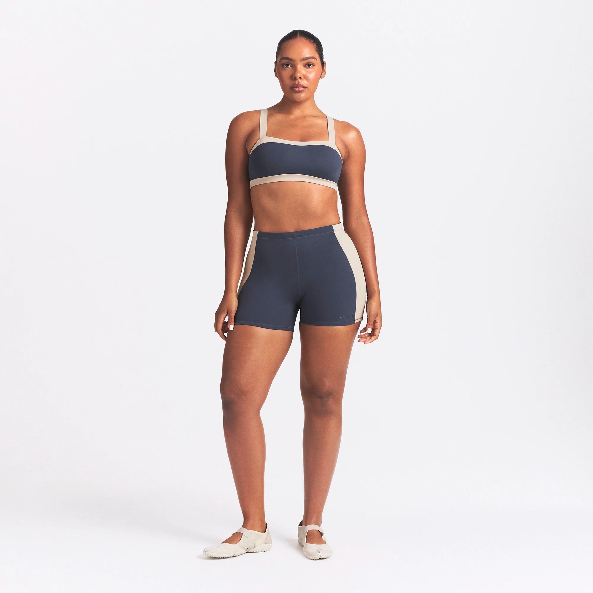 NikeSKIMS MATTE SHINE MIX 5" BIKER SHORT | DEEP ROYAL AND STONE