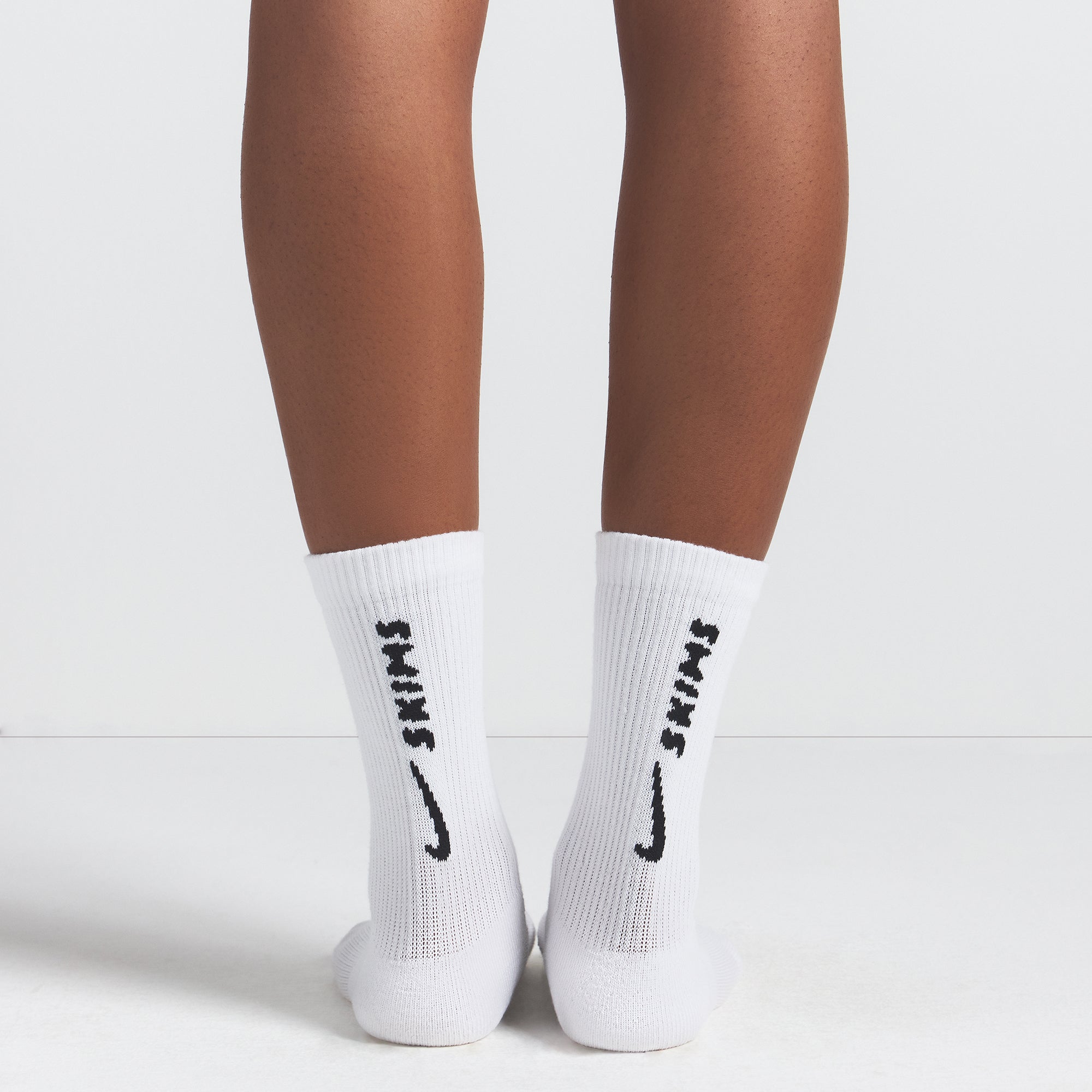NikeSKIMS ACCESSORIES DRI-FIT™ CREW SOCK 3-PACK | SNOW