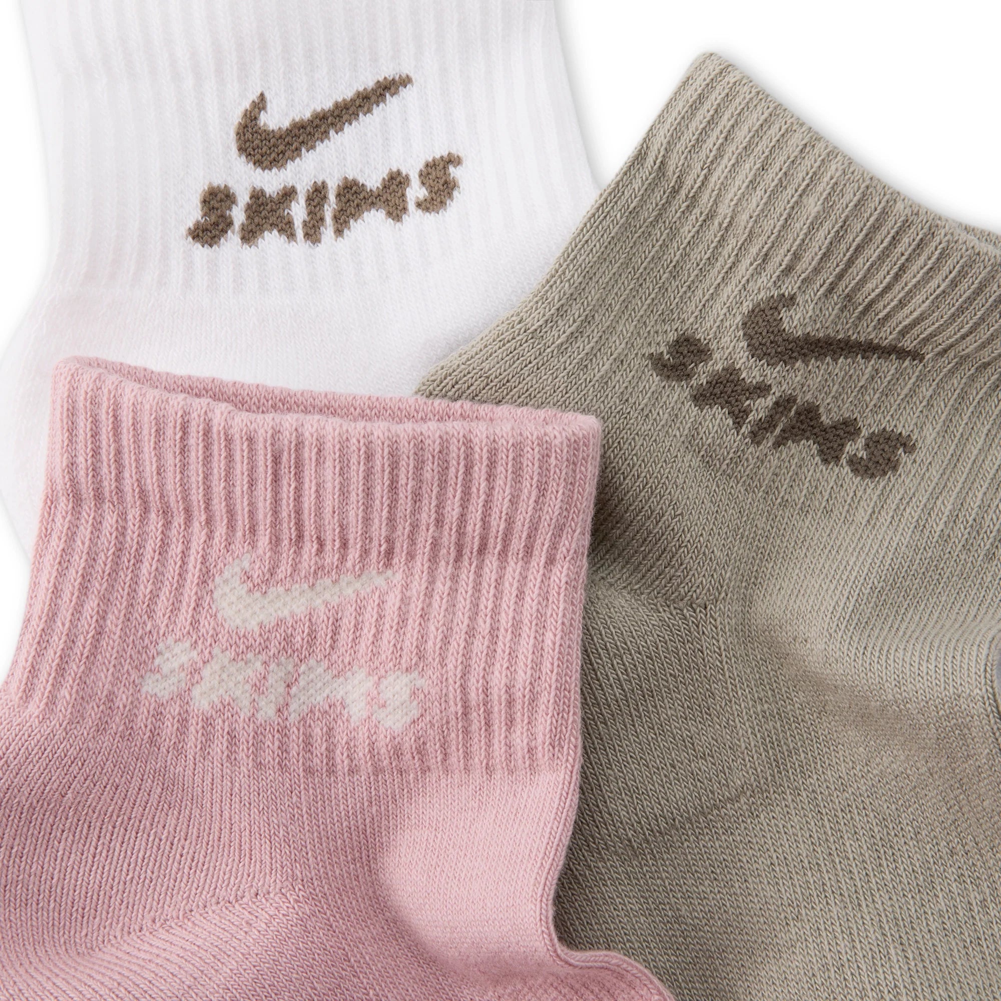 NikeSKIMS ACCESSORIES DRI-FIT™ QUARTER CREW SOCK 3-PACK | HIMALAYAN MULTI