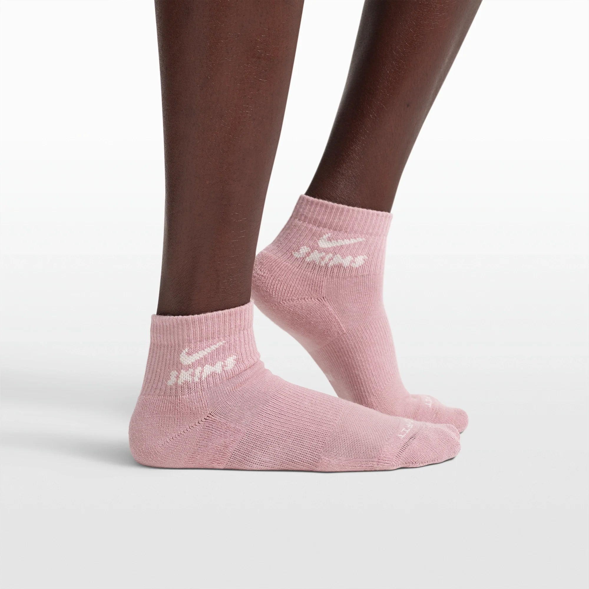 NikeSKIMS ACCESSORIES DRI-FIT™ QUARTER CREW SOCK 3-PACK | HIMALAYAN MULTI