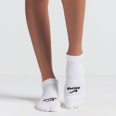 NikeSKIMS ACCESSORIES DRI-FIT™ ANKLE SOCK 3-PACK | SNOW