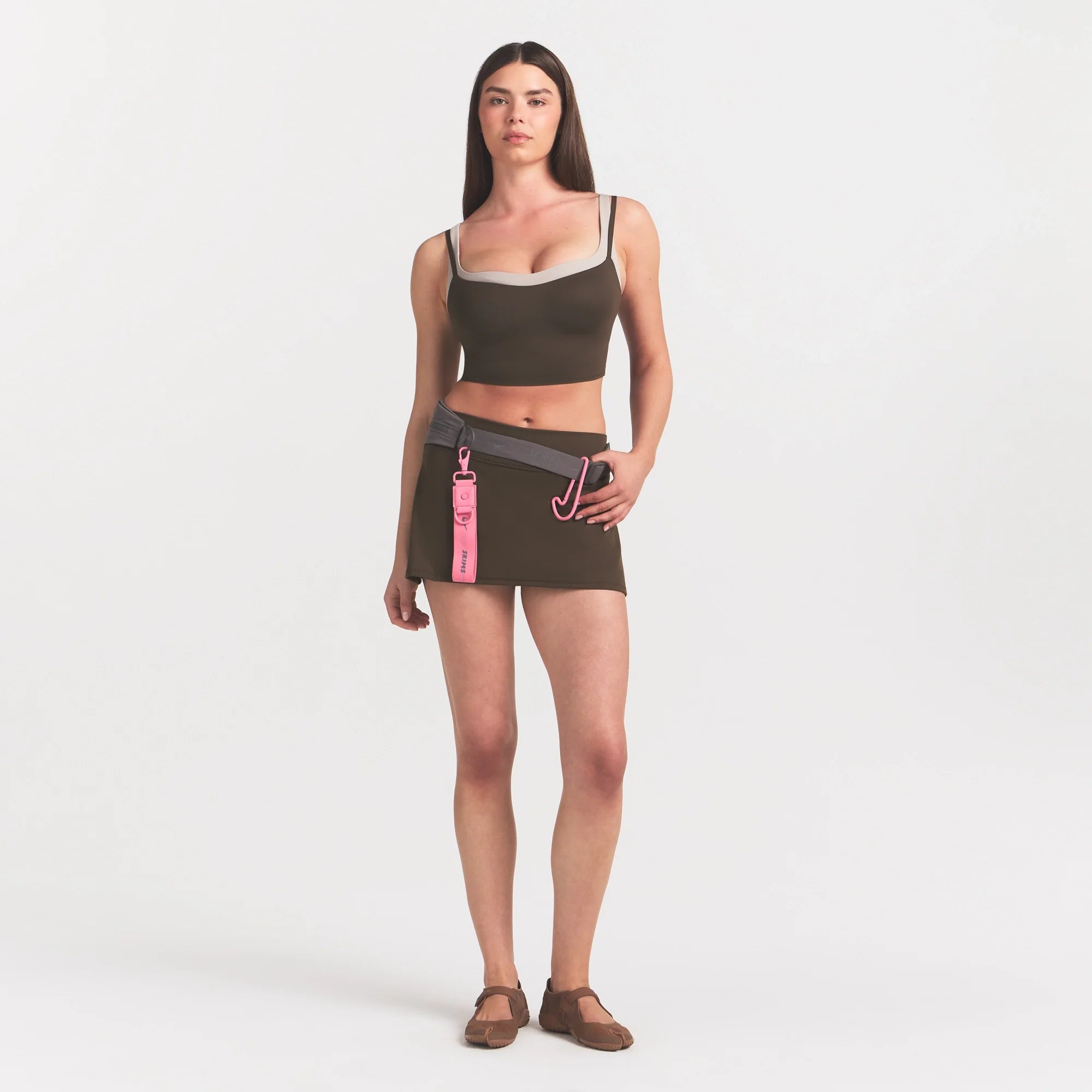 NikeSKIMS MATTE SKORT | DARK SEPIA