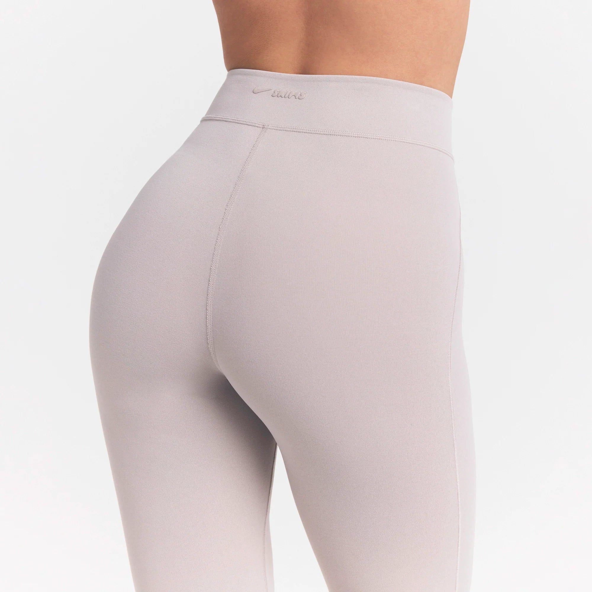 NikeSKIMS STUDIO STRETCH DIPPED 29" LEGGING | LINEN