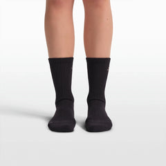 NikeSKIMS ACCESSORIES DRI-FIT™ PILATES GRIP CREW SOCK | OBSIDIAN