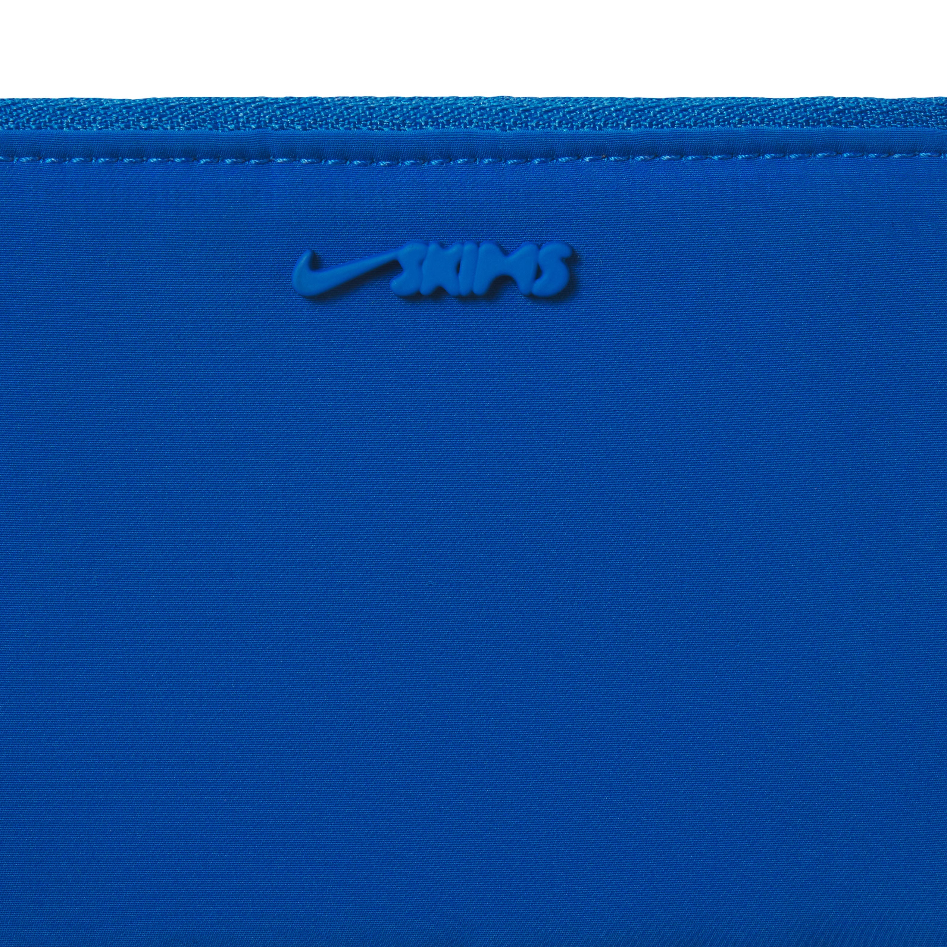 NikeSKIMS ACCESSORIES CLIPPABLE POUCH | COBALT