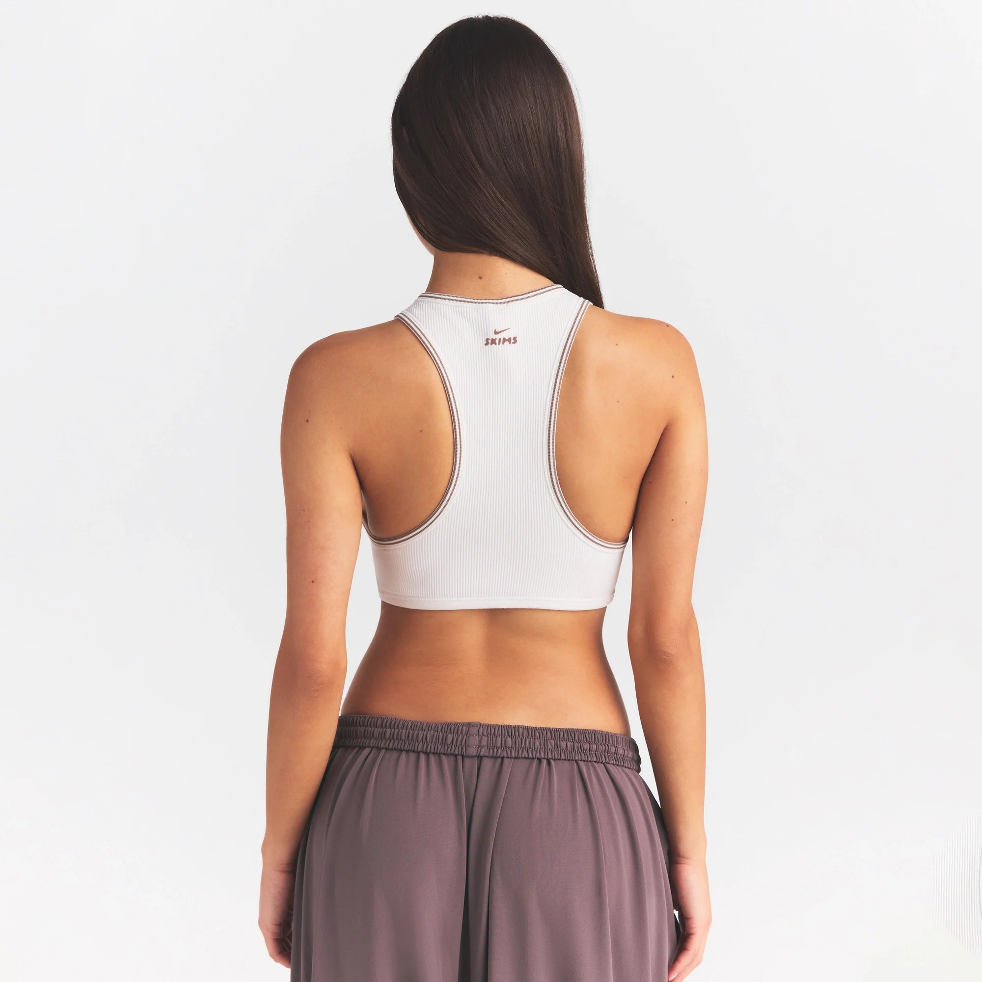NikeSKIMS RIBBED SEAMLESS RACER FRONT BRA | IVORY