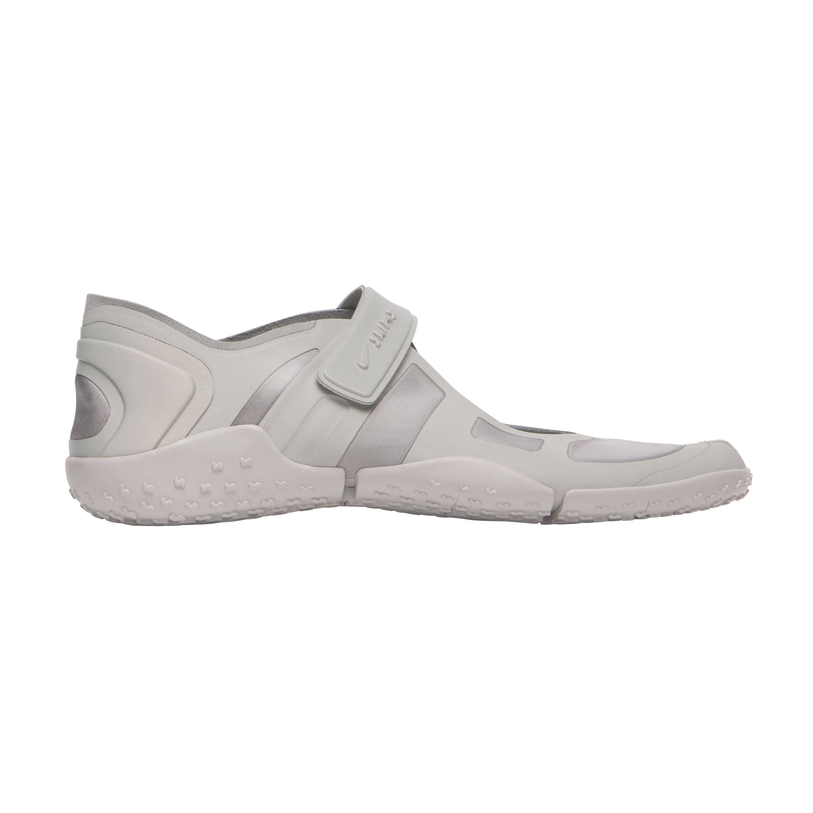 NikeSKIMS FOOTWEAR RIFT SATIN | SILVER