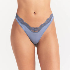 FITS EVERYBODY LACE DIPPED THONG | SLATE TONAL
