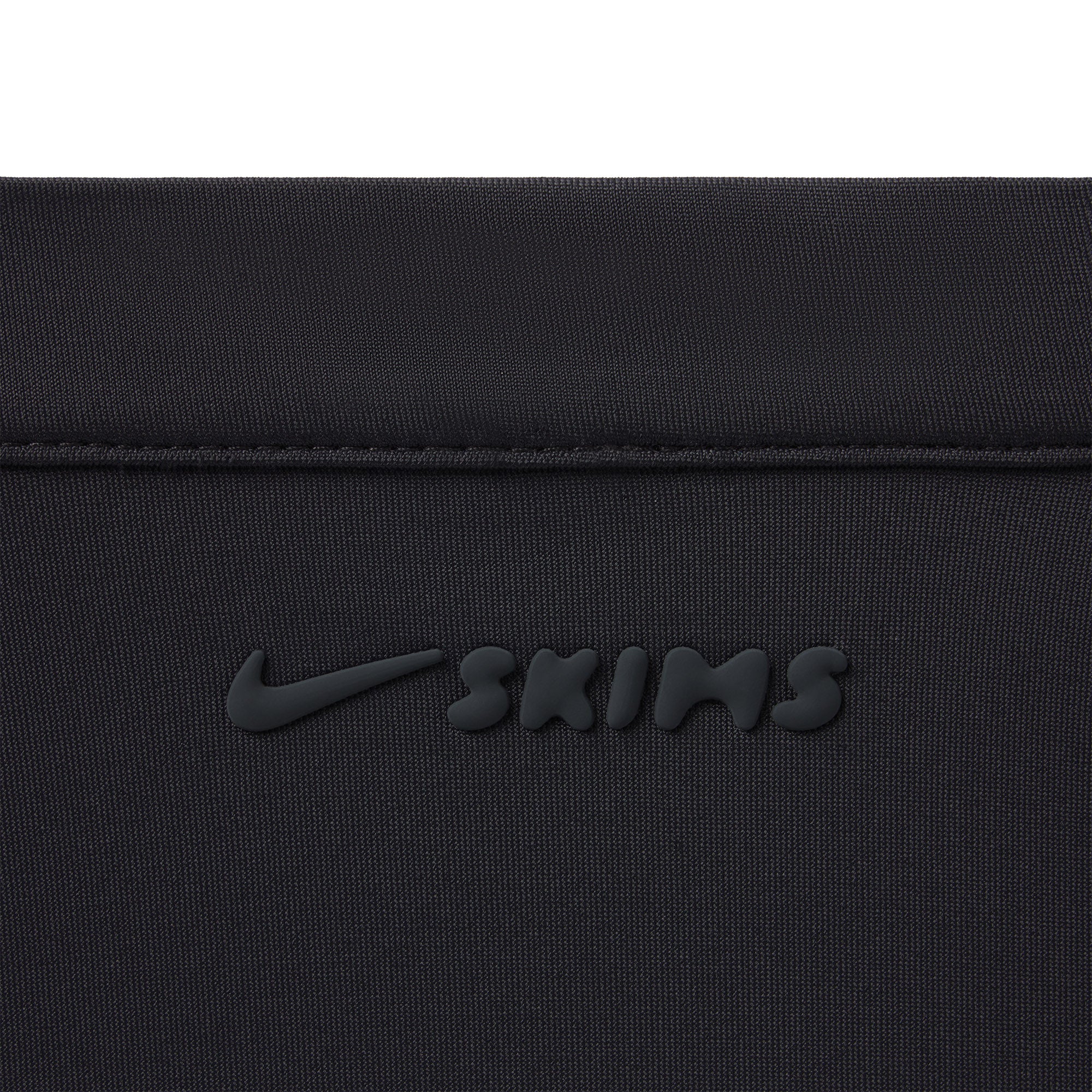 NikeSKIMS SHINE BONDED WAIST 5" BIKER SHORT | OBSIDIAN