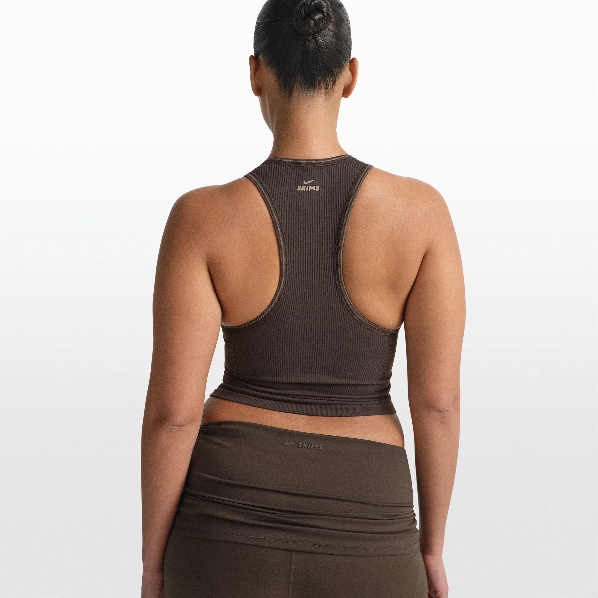 NikeSKIMS RIBBED SEAMLESS RACER FRONT TANK | PHOENIX